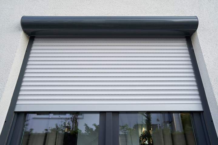 Installation volets roulants motorisés Perpignan